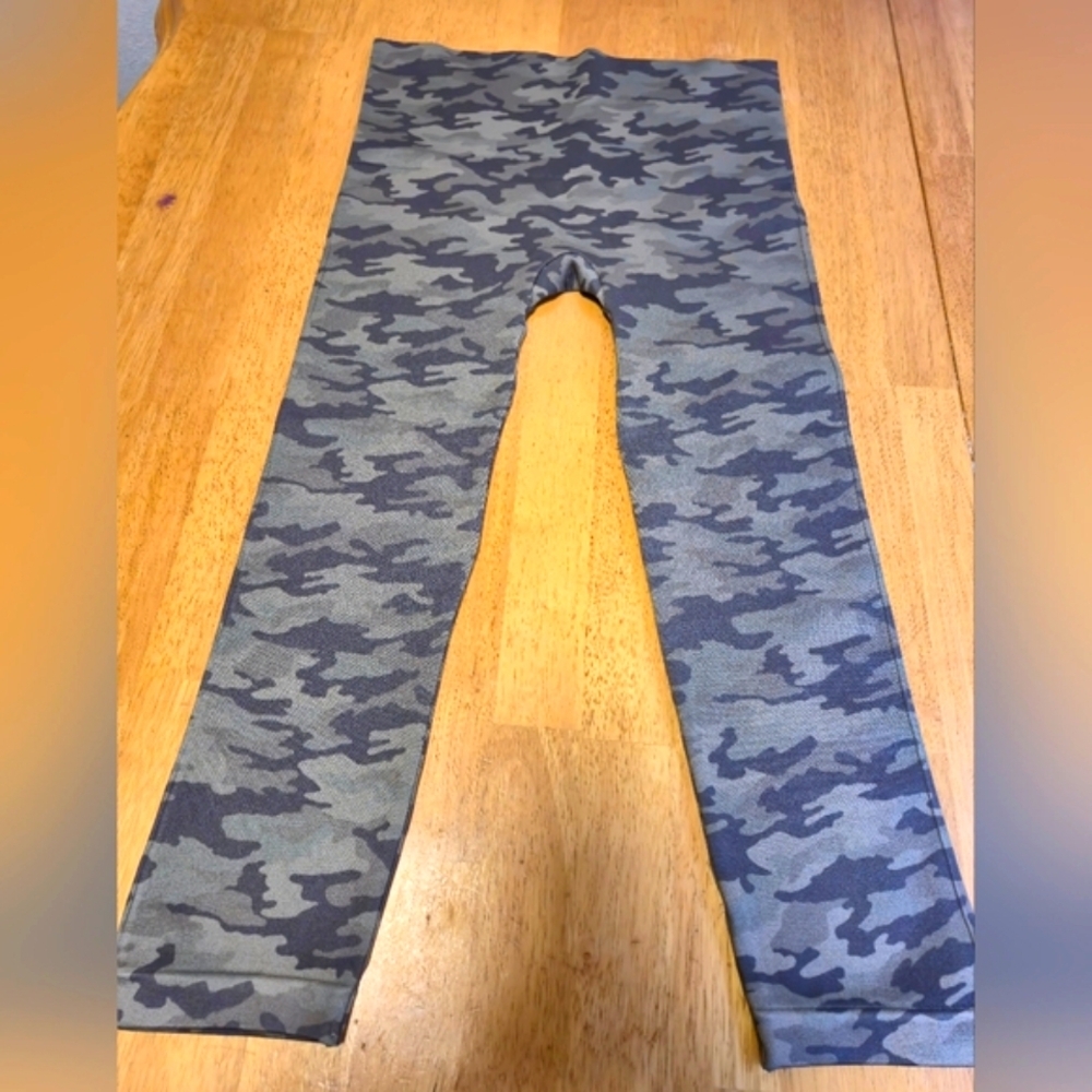 SPANX Camouflage Jeggings Green Gray‎ - Picture 4 of 6
